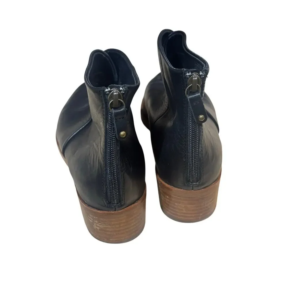 Soludos Venetian Black Leather Block Heel Bootiesize 10